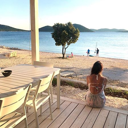 Buqez Eco Resort - Beachfront 20 & House 42 Drage Extérieur photo
