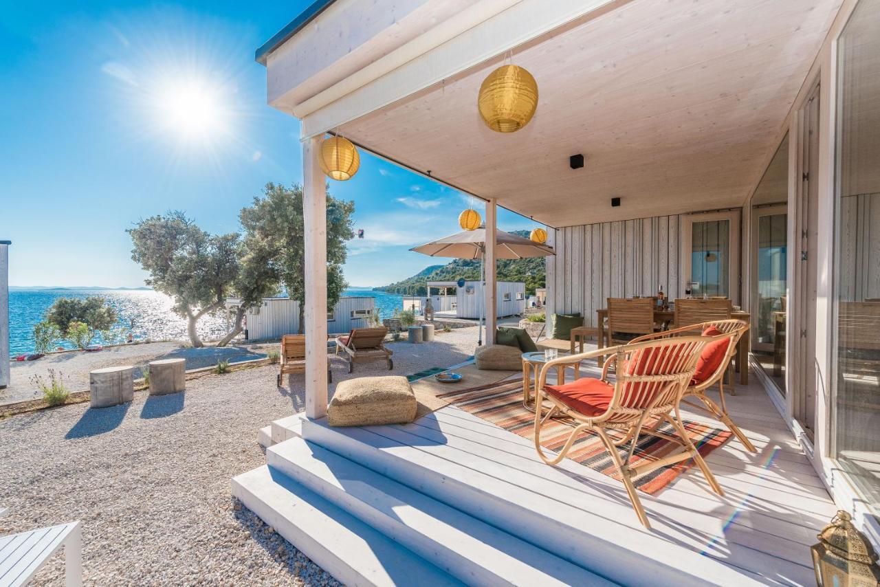 Buqez Eco Resort - Beachfront 20 & House 42 Drage Extérieur photo