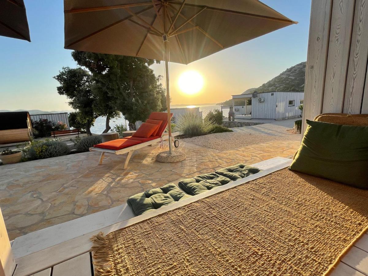 Buqez Eco Resort - Beachfront 20 & House 42 Drage Extérieur photo